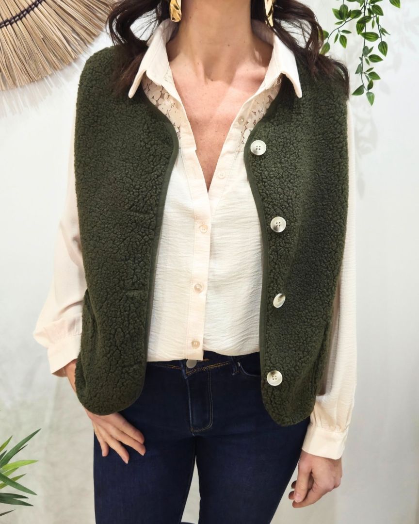 Gilet femme sans manche bouclettes kaki Alya
