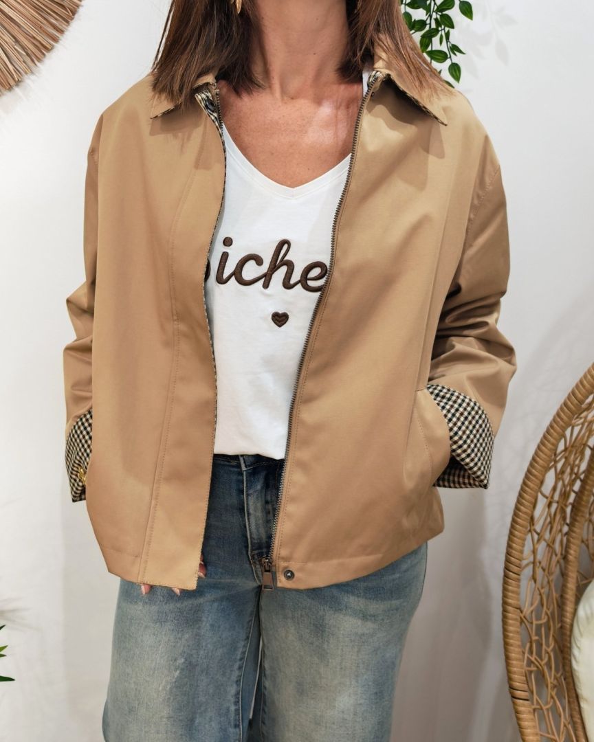 Manteau femme trench court camel manches et doublure à carreaux