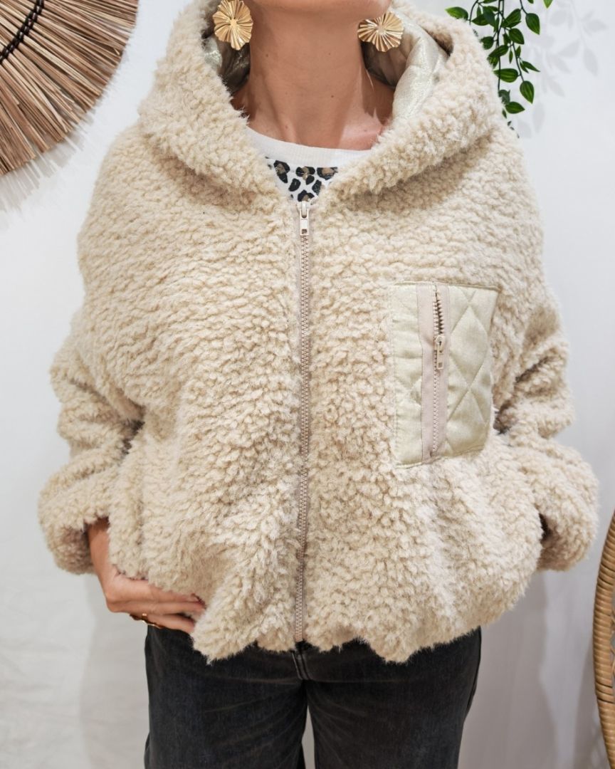 Manteau court femme bouclettes poche et capuche matelassées dorées-Beige