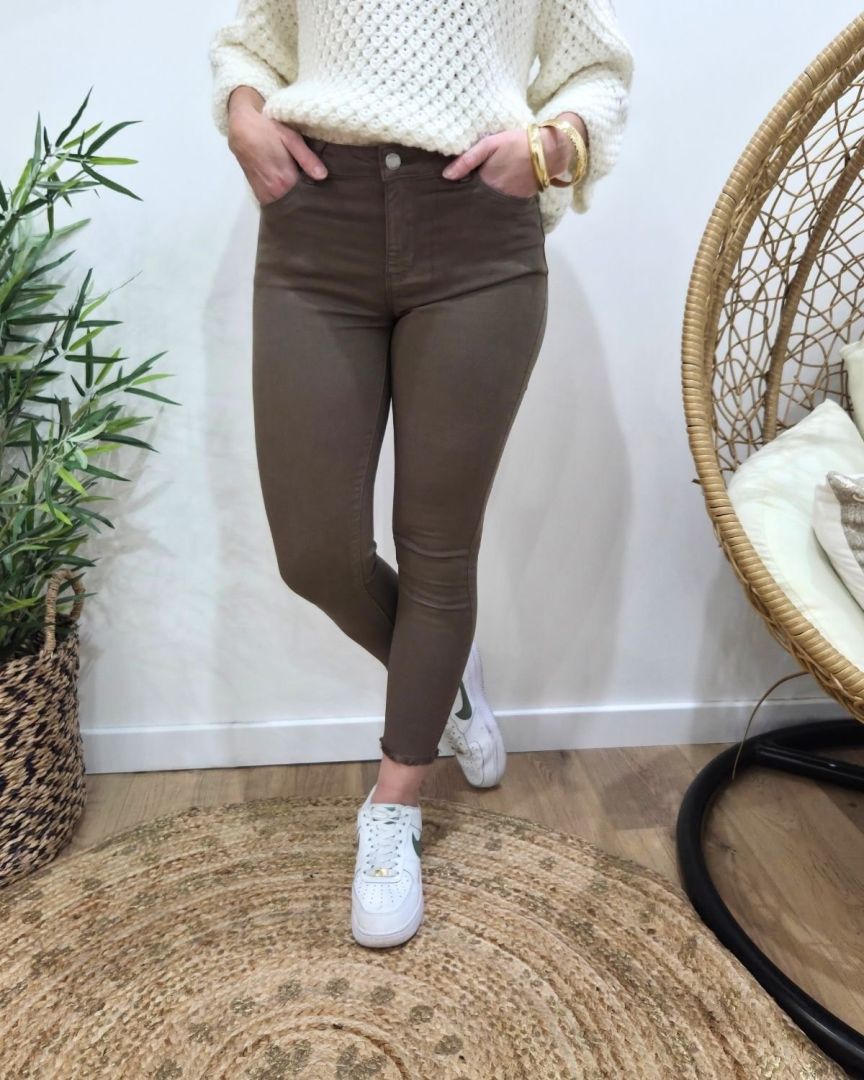 Pantalon femme taupe skinny 7/8