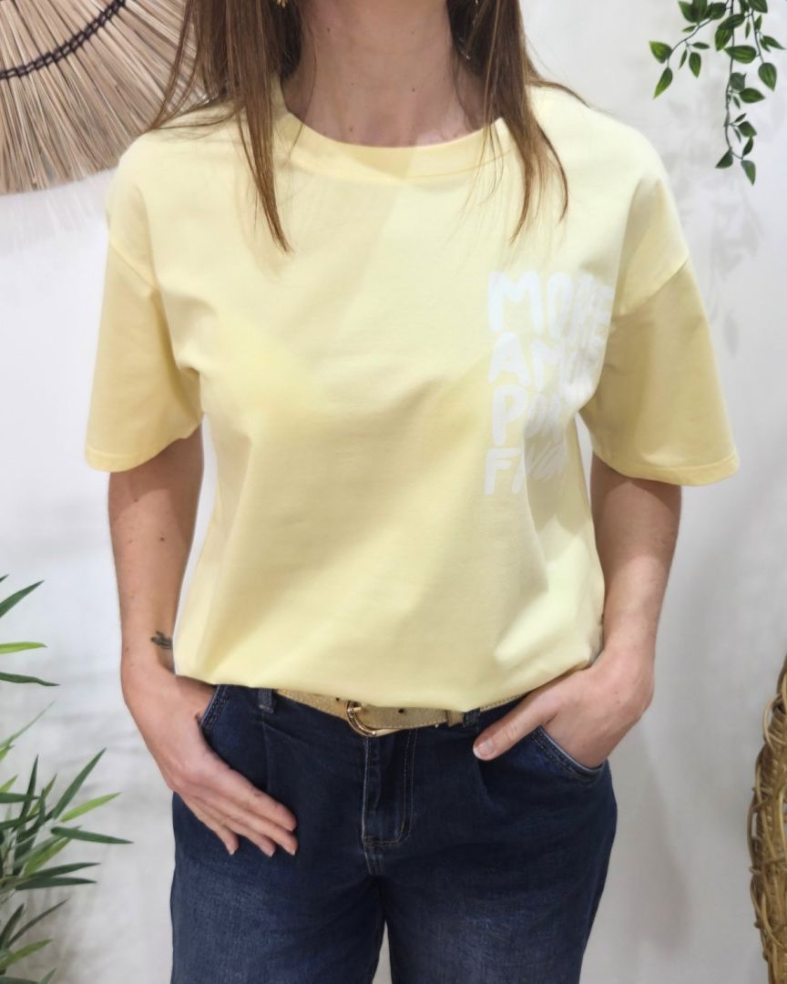 T-shirt femme jaune more amor por favor