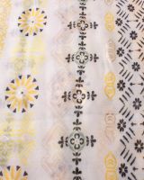 Echarpe blanche motifs jaunes verts et dorés Failladi