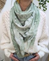 Foulard femme carré style bandana et dorures
