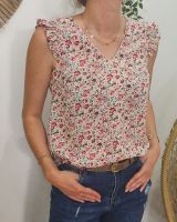 Blouse femme écrue petites fleurs rouges cerises et vertes