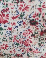 Blouse femme écrue petites fleurs rouges cerises et vertes