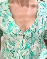 Blouse femme manches courtes verte fleurie Thémis