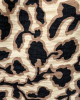 Chemisier femme noir motifs fleuris beiges et camels Isabelle