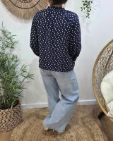 Chemisier femme bleu marine à pois blancs col froncé