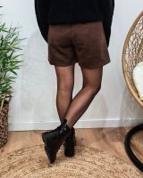 Jupe short femme suédine marron bijou doré