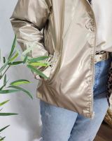 Parka fine femme courte réversible dorée et Léopard noir et beige 
