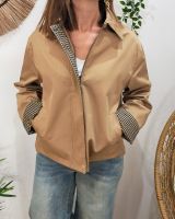 Manteau femme trench court camel manches et doublure à carreaux