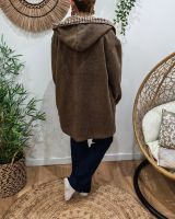 Manteau long femme à capuche marron poches plaquées revers à carreaux