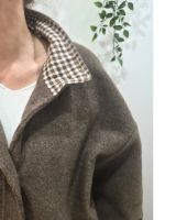Manteau femme boutonné col montant revers à carreaux Adosinda