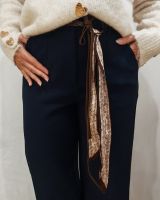 Pantalon femme fluide marine 7/8 ceinture marron