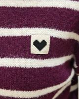 Pull femme prune rayures écrues coeur brodé pixels