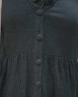Robe chemise noire à volants