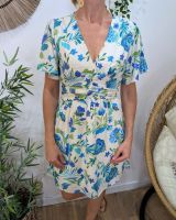 Robe femme écrue fleurs bleues et vertes manches volantes Orielle
