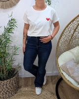 T-Shirt blanc broderie coeur dégradé rouge