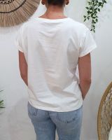 T-Shirt femme blanc broderie les copines d'abord verte