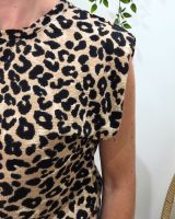 T-Shirt femme léopard à épaulettes 