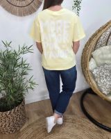 T-shirt femme jaune more amor por favor