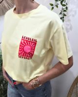 T-shirt femme à message imprimé jaune le soleil rose et rouge coton col rond
