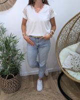 T-shirt femme blanc manches et col brodés Izia